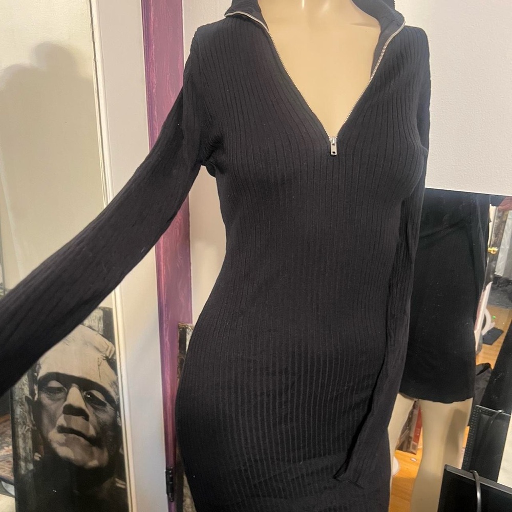 Black Long Sleeve Ribbed Dress